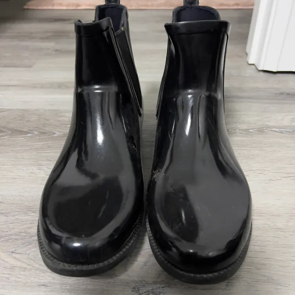 Michael Kors Bootie - Image 5