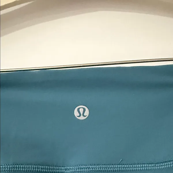 Lululemon Teal High-Waisted Leggings size 6 - Image 6