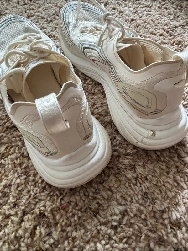 APL Streamline Sneakers - Image 6