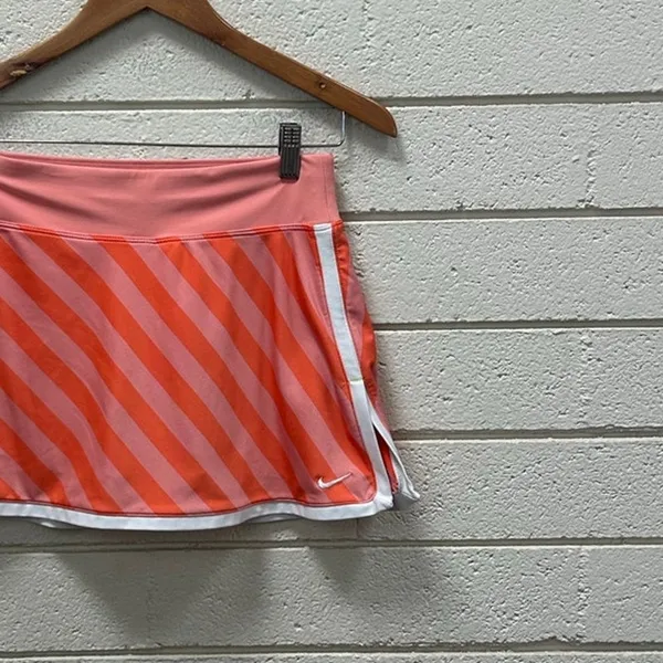 Nike Dri-FIT peach orange and pink diagonal-striped athletic skort size S - Image 6