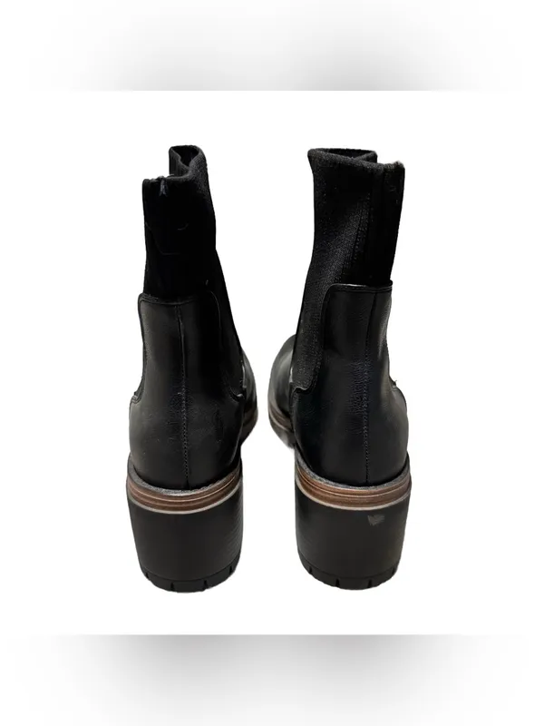 Mia Gretta Lug Ankle Boot Women's 9 Black Leather Heeled Pull On Chelsea NWT - Image 4