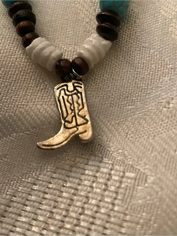 16” Necklace Cowboy Boot Pendant Faux Turquoise Black & White Beads Western - Image 6