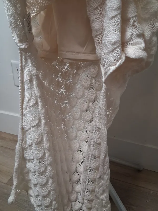 Olive & Oak Cream Cable-Knit Maxi Dress - Image 11