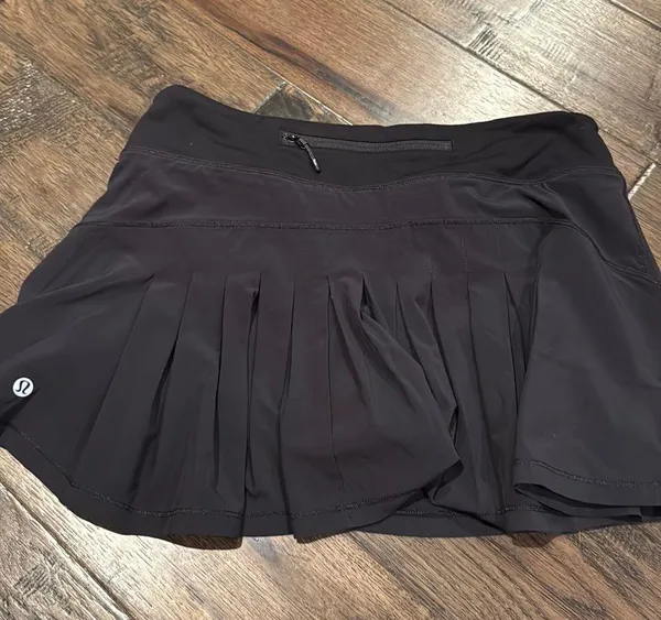 lululemon skirt - Image 2