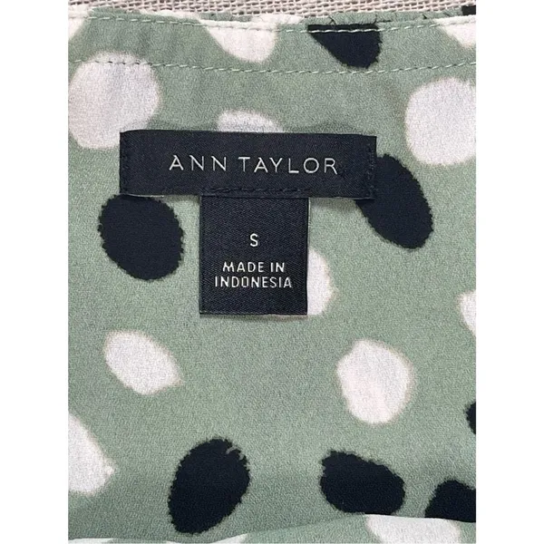 Ann Taylor | Green Dalmation Print Pleated Tank | Small - Image 6