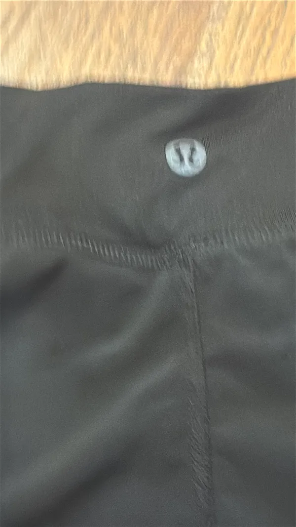 lululemon shorts - Image 4