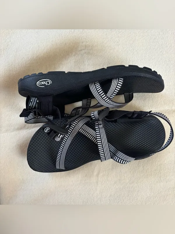 Chacos Black Women's Strappy Outdoor Sandals with White Stripe Detail Size W10 - Image 6