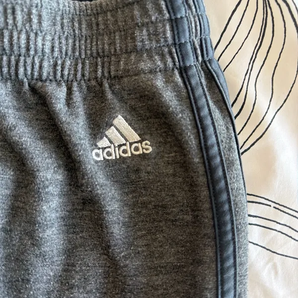 Gray Adidas capri sweatpants with black stripes (size small) #athleisure #activewear - Image 3