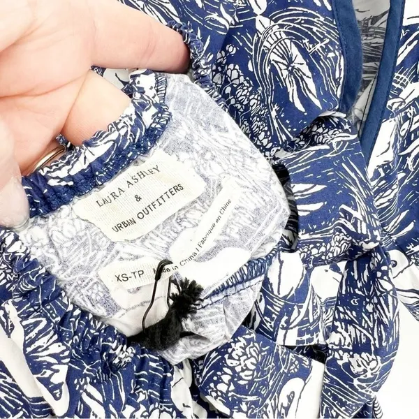 NWT Laura Ashley x Urban Outfitters Swan Puff Sleeve Mini Dress‎ XS Cottagecore - Image 6