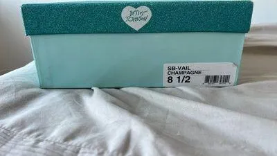 Betsey Johnson Platform Pumps - Image 3