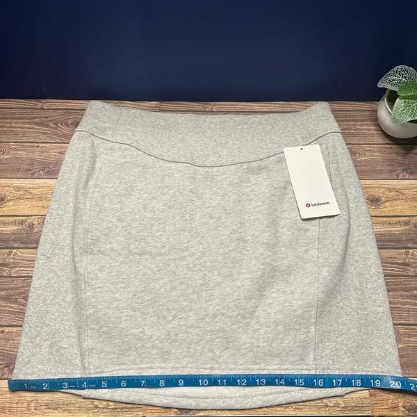 Lululemon Scuba High Rise Mini Skirt NWT Size XL (HCUG) LW8ALUS - Image 4