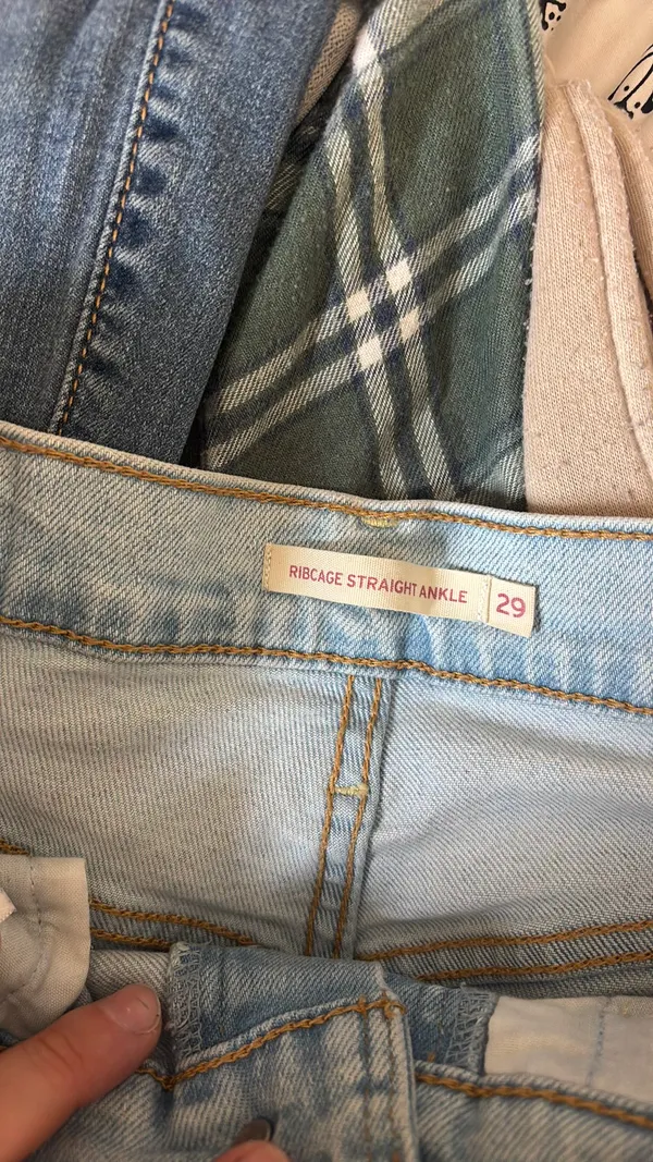 Levi’s Jeans - Image 3