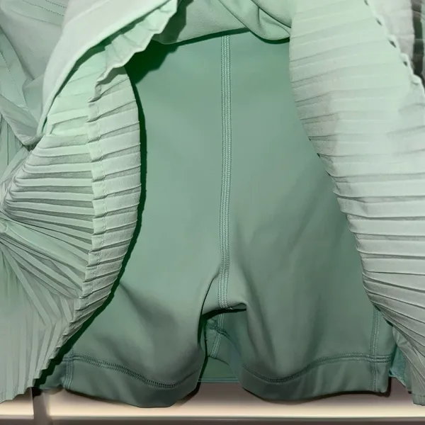 Lululemon Peek Pleat High-Rise Tennis Skirt Mint Moment Size 4 Green Pickleball - Image 6