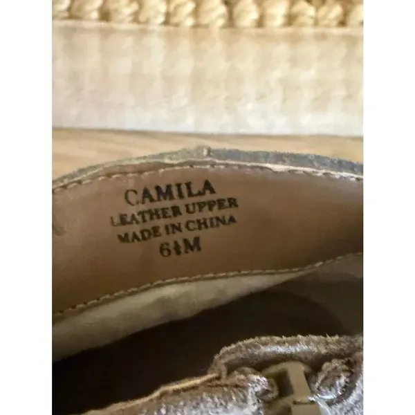 Tahari Camila Taupe Suede Fringe Ankle Booties Women’s 6.5M Stacked Heel - Image 5