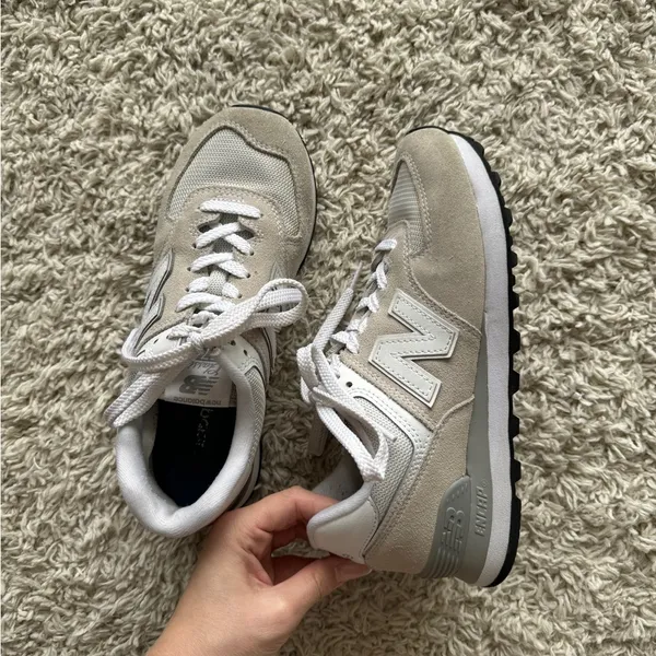 New Balance 574 Sneakers 7.5 - Image 2