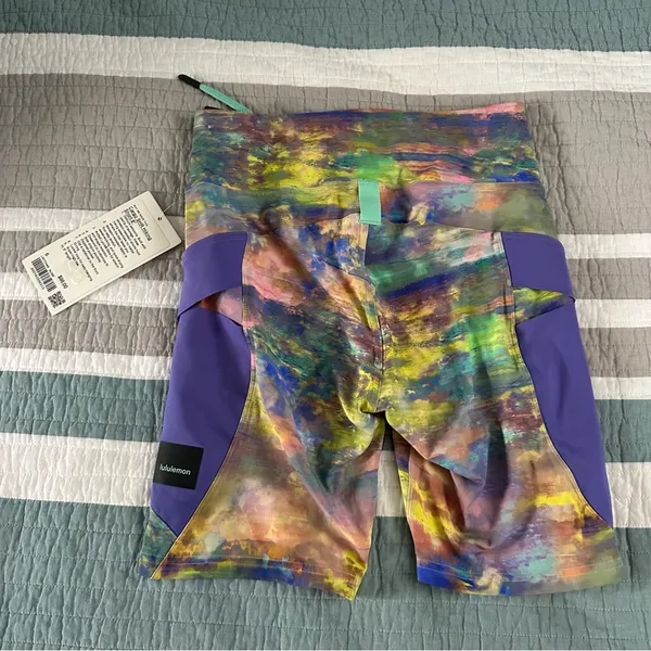 Lululemon Cargo Super-High-Rise Hiking Short 8" Altered Nature Multi 8 Purple - Image 11