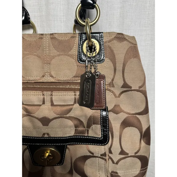 COACH Hampton handbag - Image 4