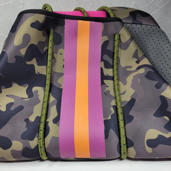 Haute Shore Camo Neoprene Tote Bag Pink Orange Stripe w/ Cosmetic Bag Gym Beach - Image 14