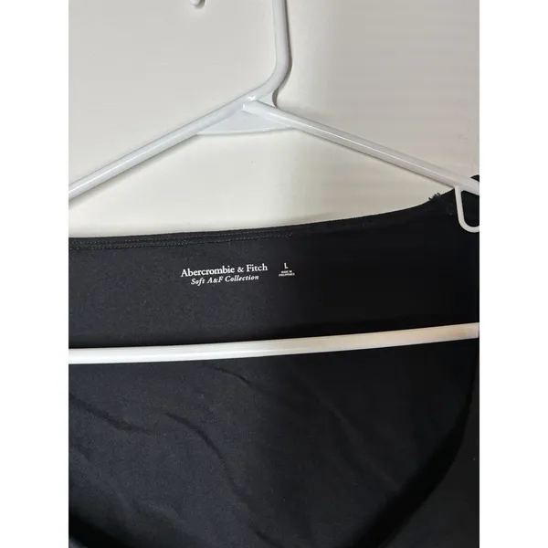 Abercrombie & Fitch black long-sleeve twist-front cutout bodysuit L Soft stretch - Image 2