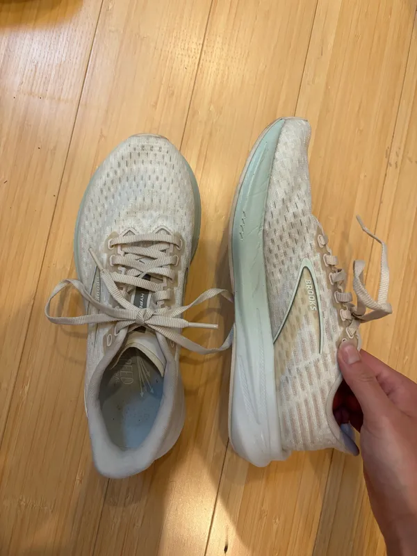 Brooks Hyperion 3 Running Shoes - Image 2