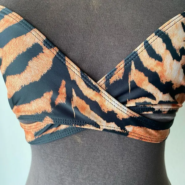 Beach Riot sz S tiger print‎ brown black bralette - Image 6
