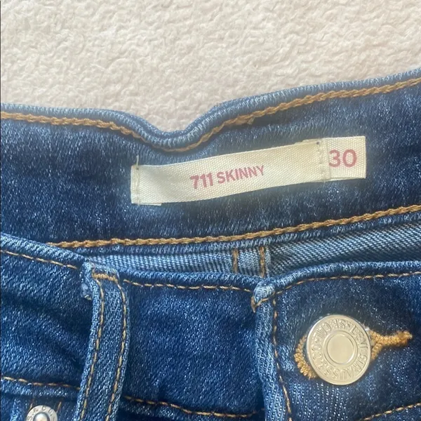 Levi's Blue Skinny Jeans‎ with Distressed Details - Image 4