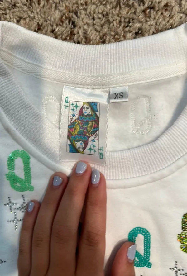 queen of sparklers sweatshirt! White Size XS - Image 4