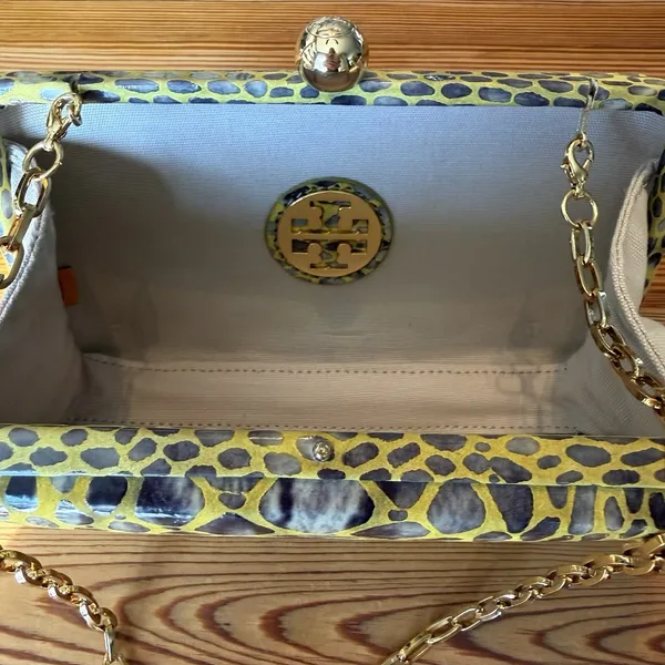 Tory Burch Handbag RARE Clutch Yellow Hard-side Leather Animal Print Chain Strap - Image 4