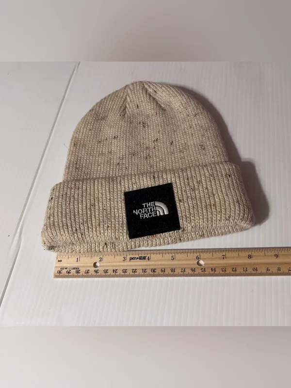The North Face Speckled Tan Knit Cuff Beanie - Image 4