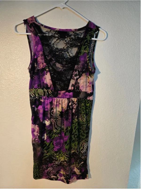 Rue21 Women’s M Sleeveless Cowl Neck Lace Back Mini Dress Purple Green - Image 2