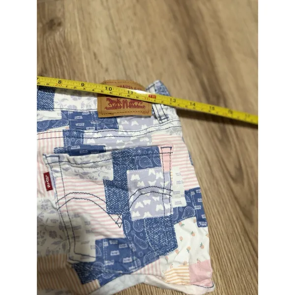 Levis Big Girls Size 16 Girlfriend Shorts Patchwork Floral Paisley Cut Off Denim - Image 4