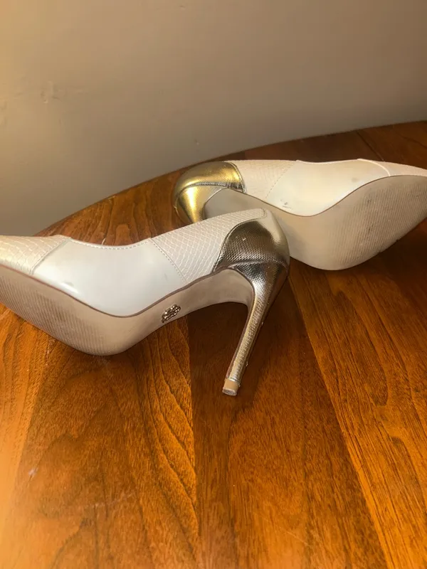 Rock & Republic faux snake skin and silver heels size 6 woman’s dress shoes - Image 6