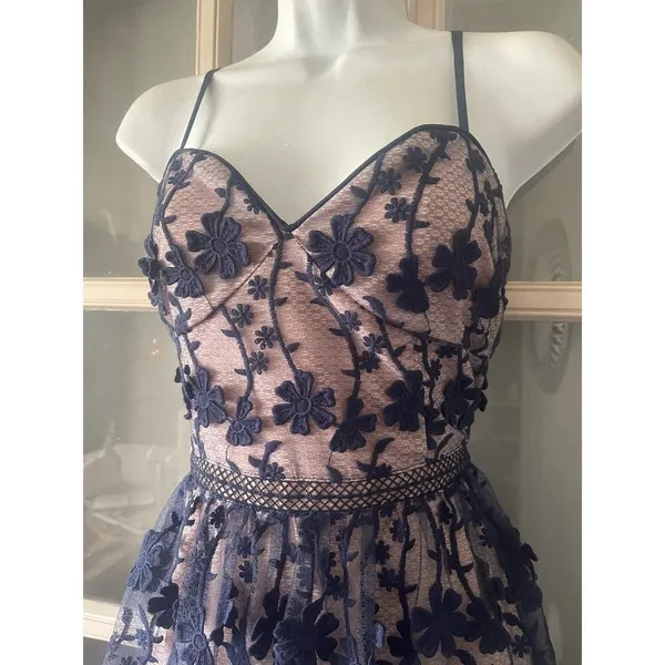 Endless Rose Lace Dress - Image 11