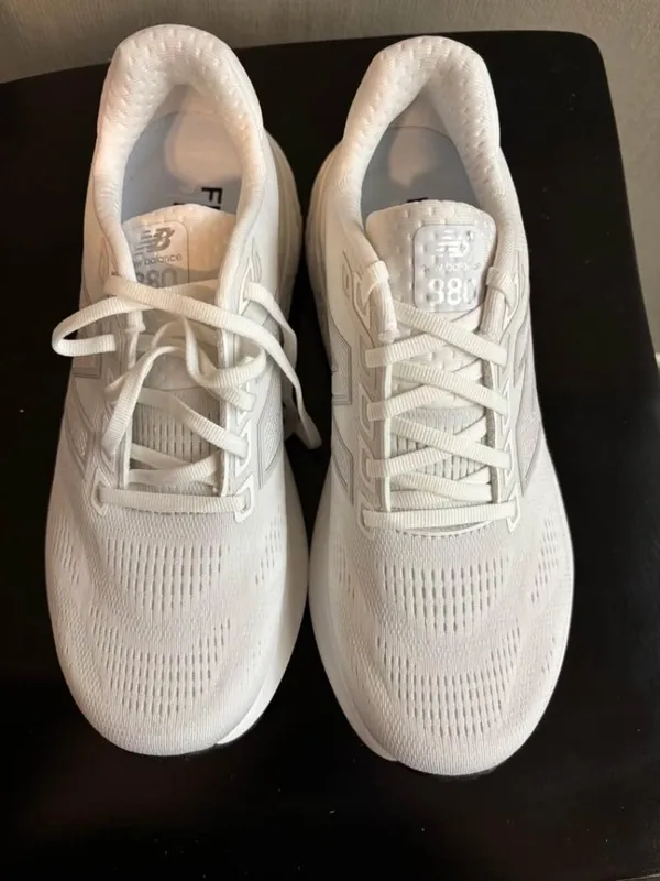New Balance Fresh Foam 880 White Running Shoes Size 9 - Brand New - Image 3