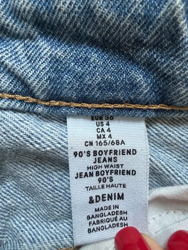 & Other Stories denim 90’s boyfriend jeans high rise distressed - Image 3