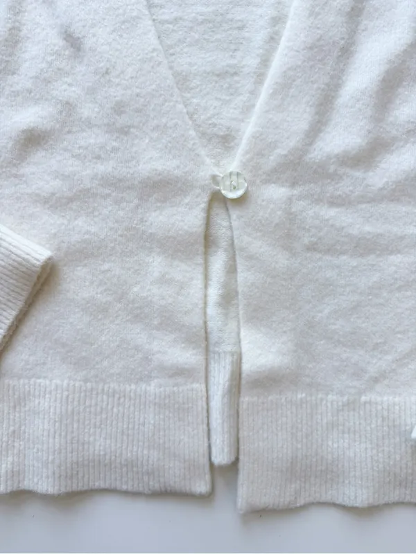 NWT Abercrombie & Fitch Cream Cardigan Size Large - Image 4