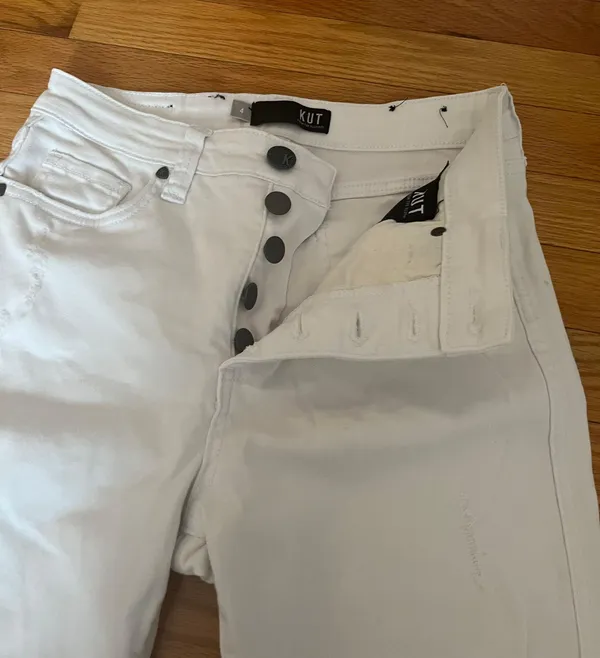 White Size 4 - Image 2