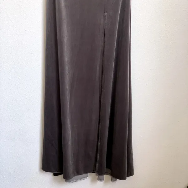NWT After Six One Shoulder Velvet Maxi Dress Gown in Caviar Gray‎ - Image 6
