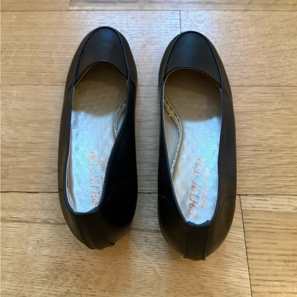 Comfortable Black Women's Loafers 7 - Image 2