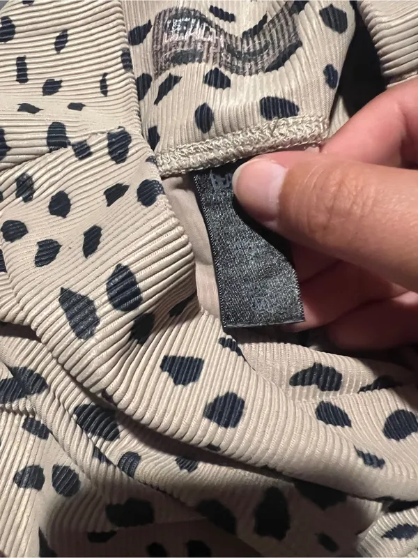 Beach riot High-Waist Beige & Black Cheetah Print Bike Shorts - Image 9