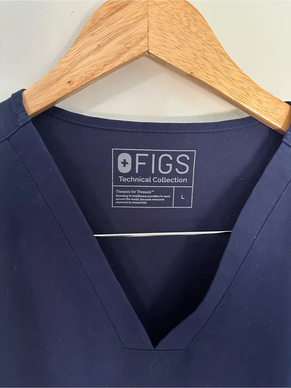 Figs Casma scrub top navy large - Image 3