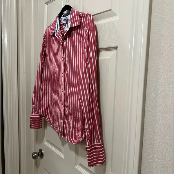 Tommy Hilfiger button down shirt red and white stripe size 6 - Image 3