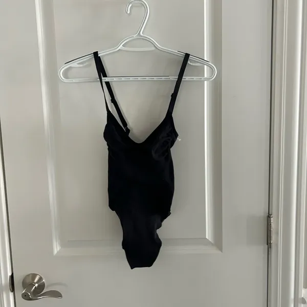 Skims Seamless Sculpt Thong Bodysuit - Image 4
