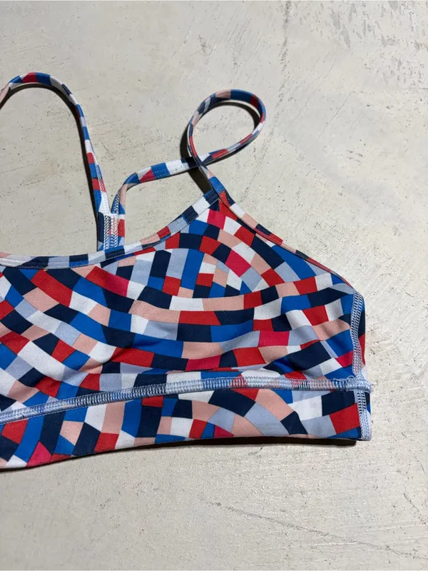 Lululemon colorful patterned sports bra 6 - Image 3