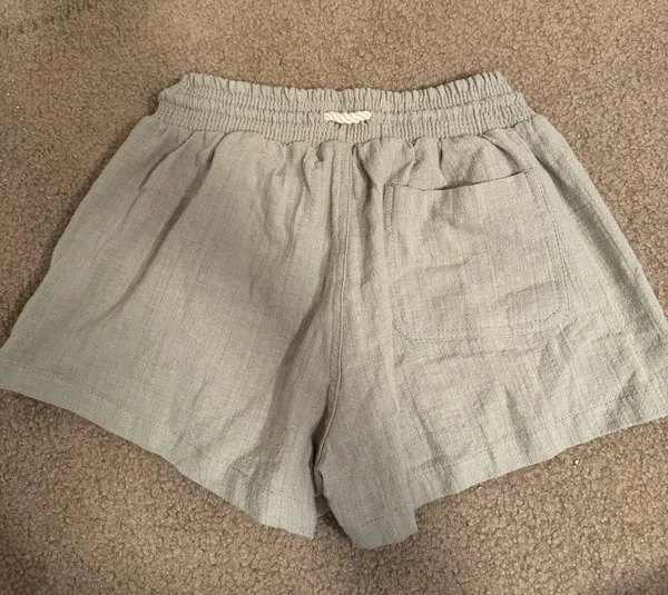 Beachy Shorts - Image 2