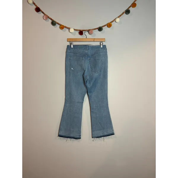 Express High Rise Cropped Flare Ultra Hyper Stretch jeans - Image 2