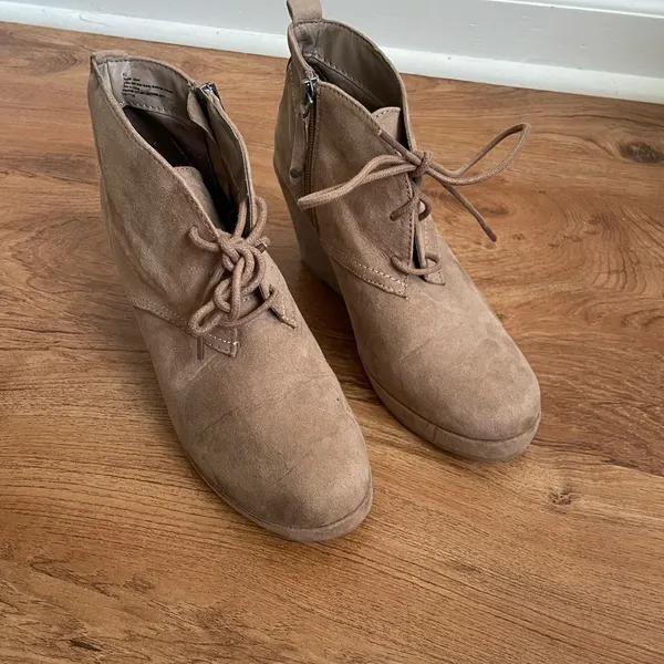 DV Dolce Vita wedge heel ankle booties‎ - Image 15