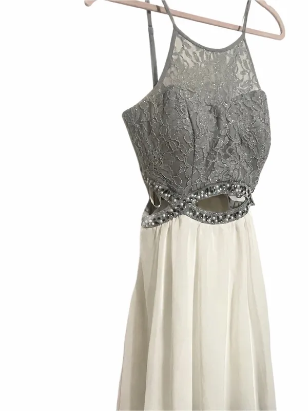Speechless NWT White Silver Lace Cutout Beaded Homecoming Dress Size 11 - Image 11