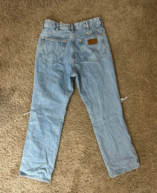 High Waisted Ripped Jeans - Image 5