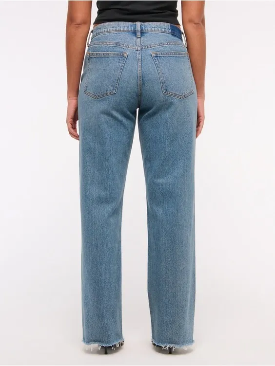 Abercrombie Low rise baggy in medium - Image 2